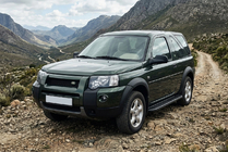 Land Rover Freelander I 1997-2006 Estribos Laterales Bosphorus Black (2 uds., Aluminio) foto 1