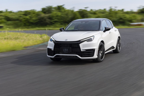 Prueba del Lexus LBX Morizo RR: Toque deportivo en la gama premium