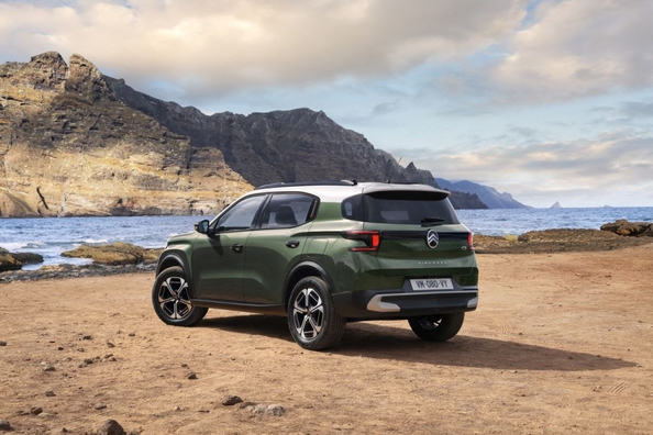 Citroën ë-C3 Aircross 2024: Reseña, especificaciones, versiones y fotos Foto 4