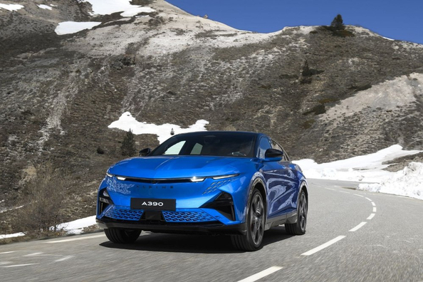 Prueba del Alpine A390: Fastback eléctrico con dinamismo de deportivo