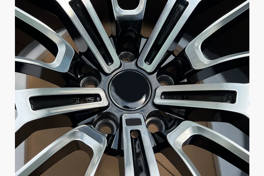 BMW X6 G06 2019–2027 Llantas forjadas OEM R21 V1 (Juego de 4) Foto 4