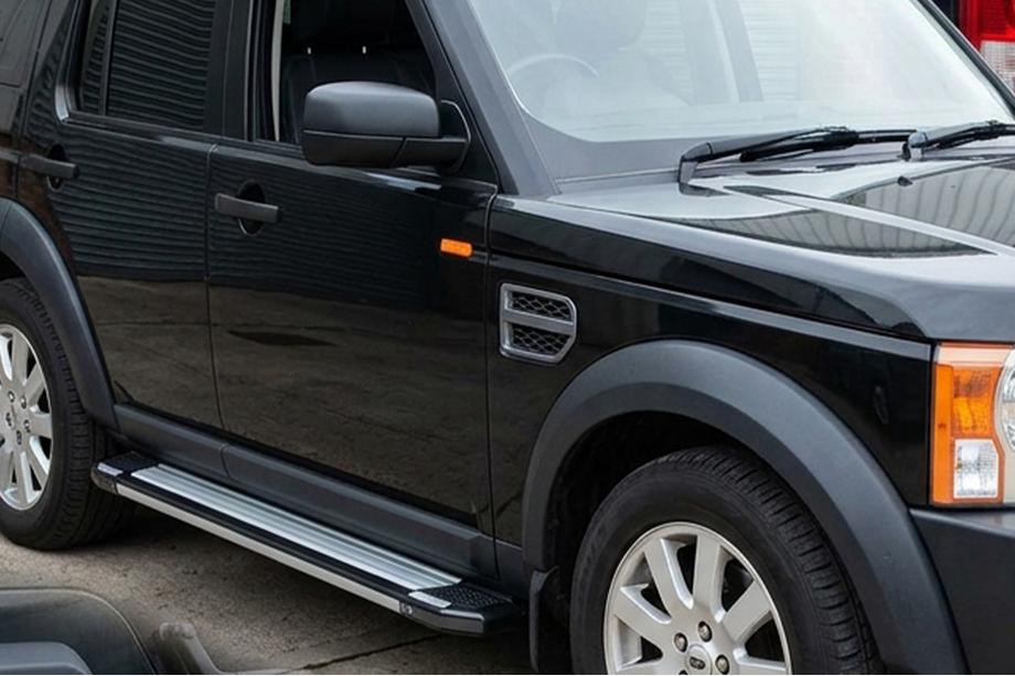 Land Rover Discovery III 2004–2009 Estribos Laterales Rainbow (2 uds., Aluminio) Image