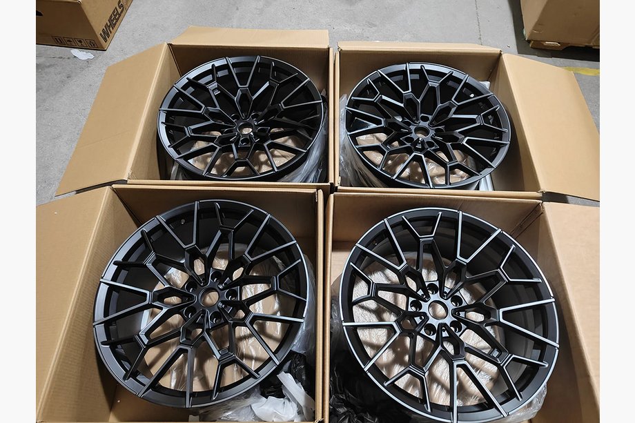 BMW 5/i5 Series G60/G60E/G61 2023- Llantas forjadas OEM R22 V1 (Juego de 4) Foto 5