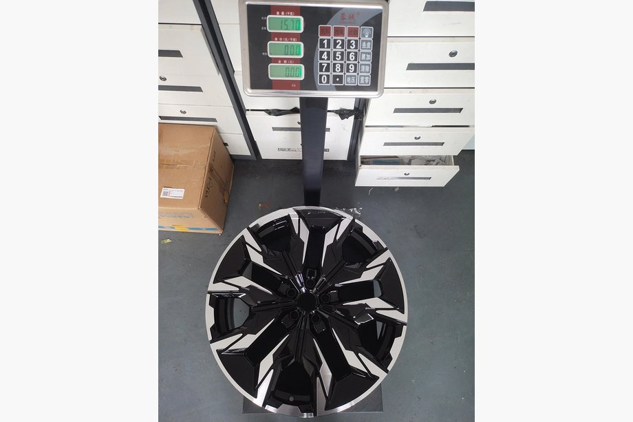BMW 5/i5 Series G60/G60E/G61 2023- Llantas forjadas OEM R21 V4 (juego de 4) Foto 10