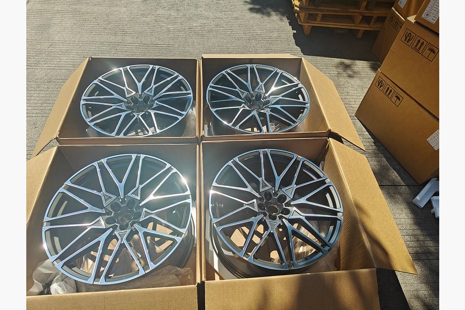 BMW X5 G05 2019–2026 Llantas forjadas OEM R22 V8 (juego de 4) Foto 7