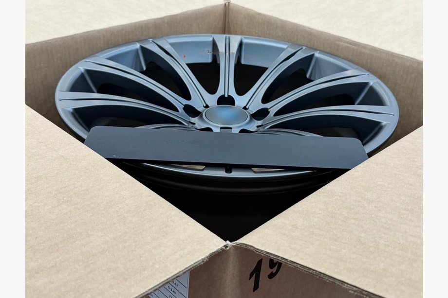 BMW 5 Series F10/F11 2010–2016 Llantas forjadas OEM R19 (Juego de 4) Foto 7