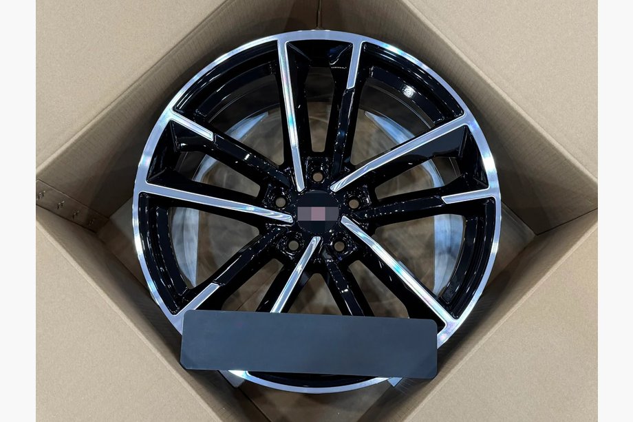 Cadillac CTS 2013-2019 Llantas forjadas OEM R19 (Juego de 4) Image