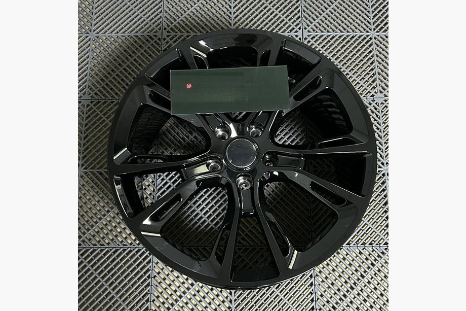 Jeep Grand Cherokee WK2 2010-2021 Llantas forjadas OEM R20 V2 (juego de 4) Image