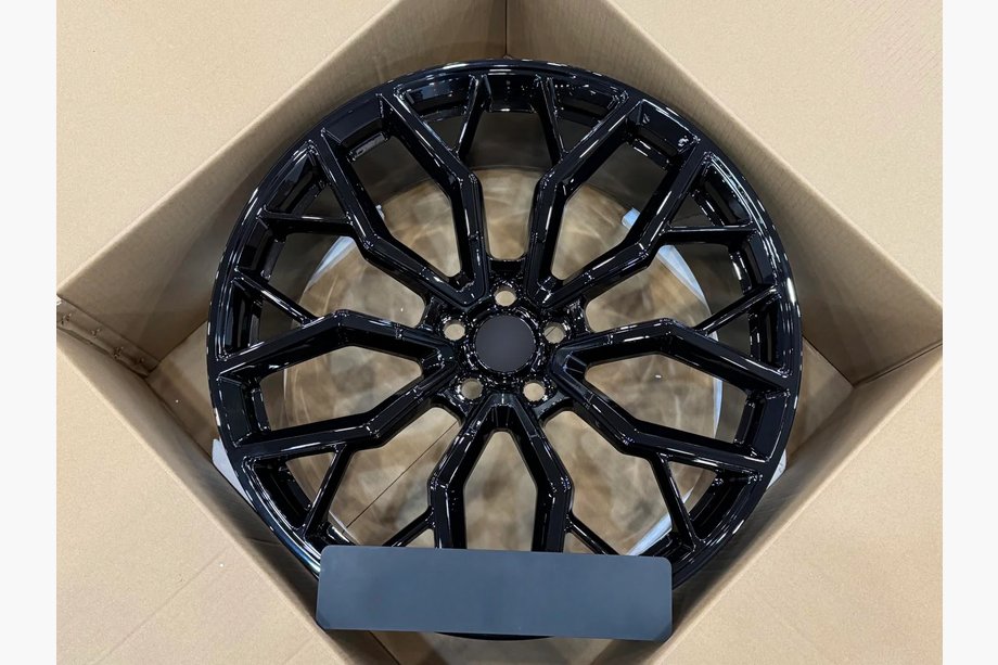 Land Rover Defender 2019- Llantas forjadas OEM R23 (juego de 4) Image