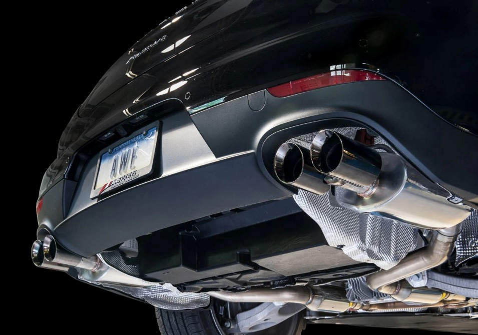 ¿Vale la pena modificar el sistema de escape del coche?