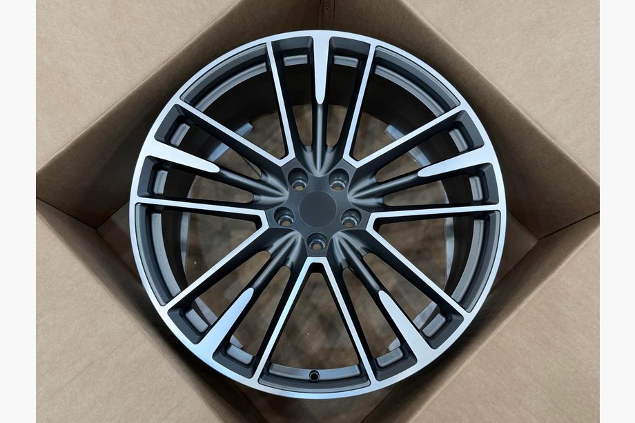 Maserati Ghibli 2013-2023 Llantas forjadas OEM R22 (Juego de 4) Foto 1