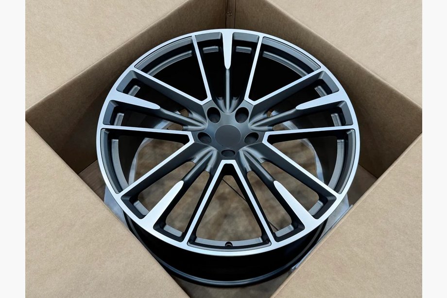 Maserati Ghibli 2013-2023 Llantas forjadas OEM R22 (Juego de 4) Foto 2