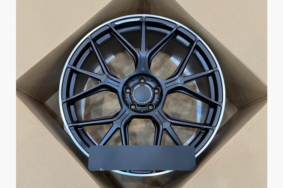 Mercedes E-class W213 2016-2023 Llantas forjadas OEM R21 (juego de 4) Image