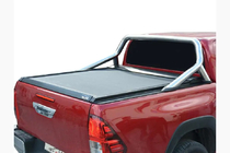 Toyota Hilux 2015- Tapa enrollable Omback (2020-) foto 1