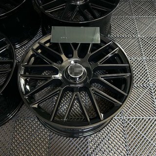 Llantas forjadas OEM R19 (Juego de 4) foto 2
