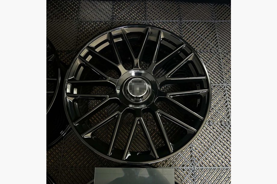 Mercedes CLS C218 2011-2018 Llantas forjadas OEM R19 (Juego de 4) Image