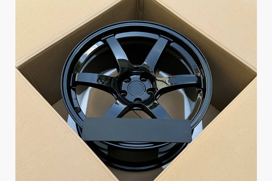 Nissan GT-R 2008-2025 Llantas forjadas OEM R20 V1 (juego de 4) Foto 2
