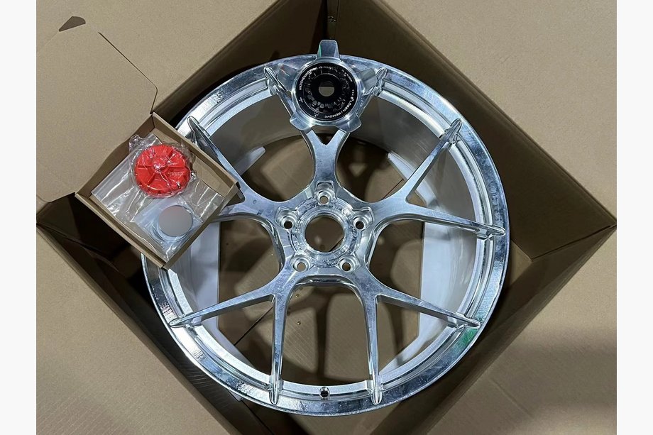 Porsche 911 (992) 2018– Llantas forjadas OEM R20 R21 V15 (Juego de 4) Image