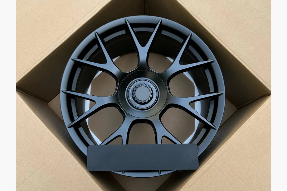 Porsche 911 (991) 2011–2019 Llantas forjadas OEM R20 V1 (juego de 4) Image