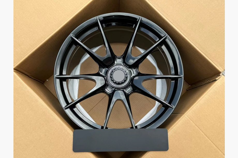 Porsche 911 (997) 2004–2012 Llantas forjadas OEM R19 V1 (Juego de 4) Image