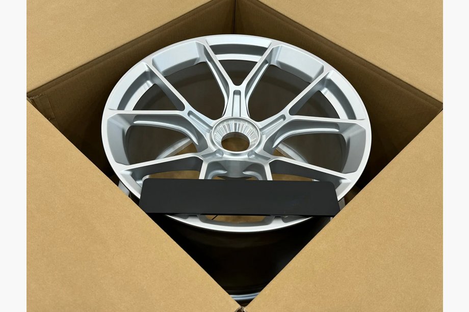Porsche 911 (991) 2011–2019 Llantas forjadas OEM R20 V4 (Juego de 4) Foto 4