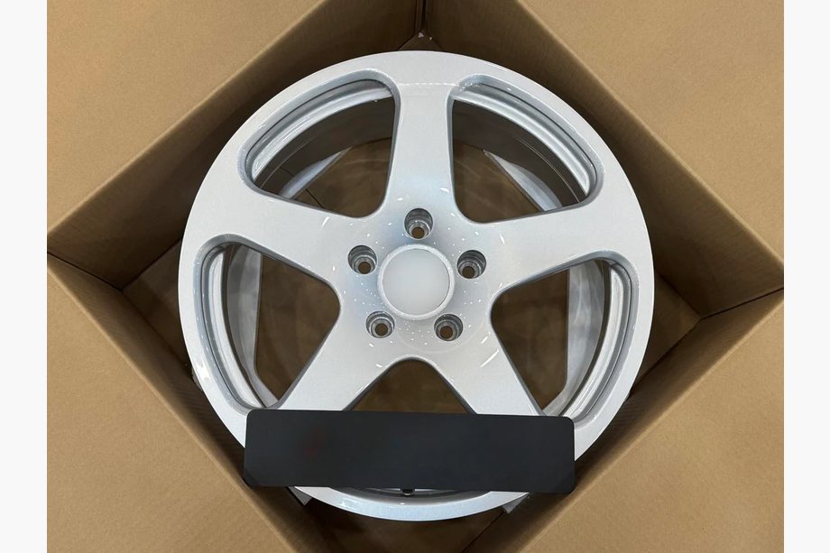 Porsche Cayenne 2003–2010 Llantas forjadas OEM R19 (Juego de 4) Image