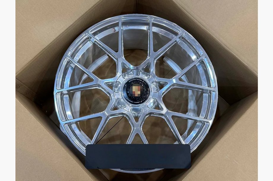 Porsche 911 (992) 2018– Llantas forjadas OEM R20 R21 V40 (Juego de 4) Image