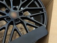 Porsche Macan 2024– Llantas forjadas OEM R22 (Juego de 4) foto 7