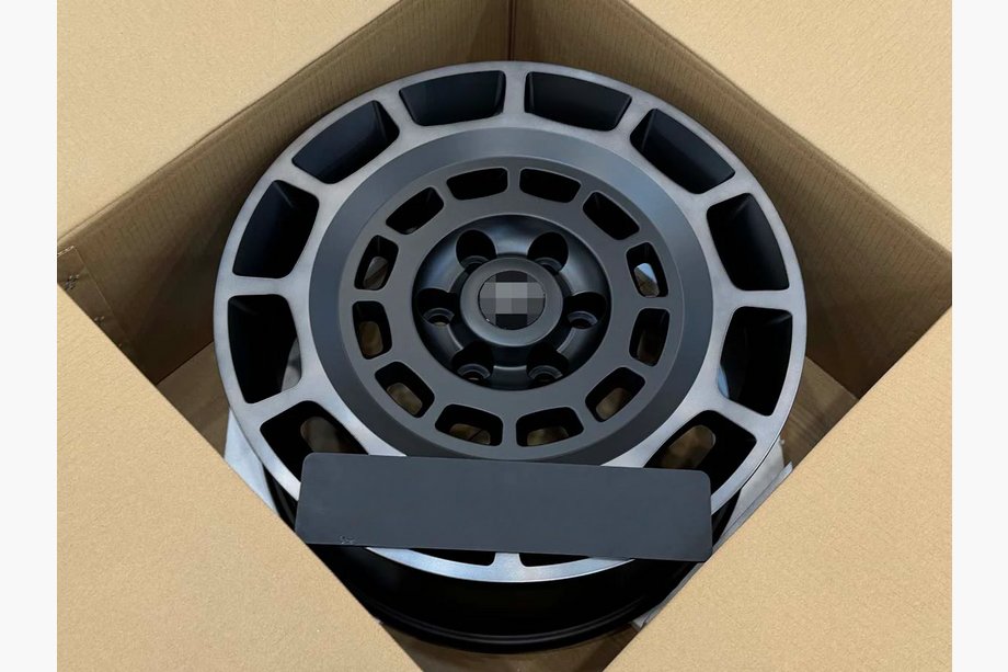 Toyota Land Cruiser 300 2021- Llantas forjadas OEM R20 V2 (juego de 4) Foto 2