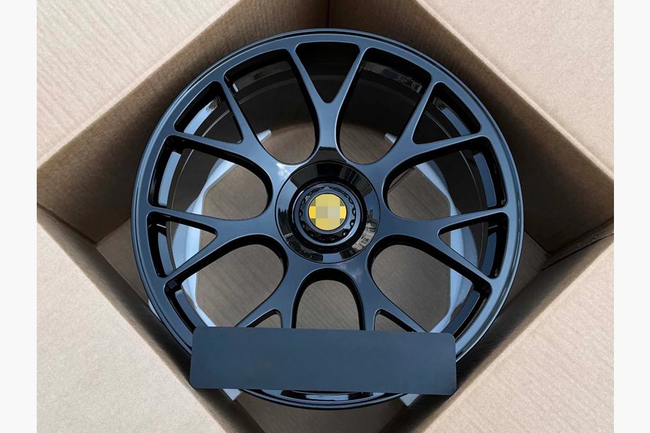 Ferrari 599 GTB Fiorano Llantas forjadas OEM R20 V4 (Juego de 4) Image