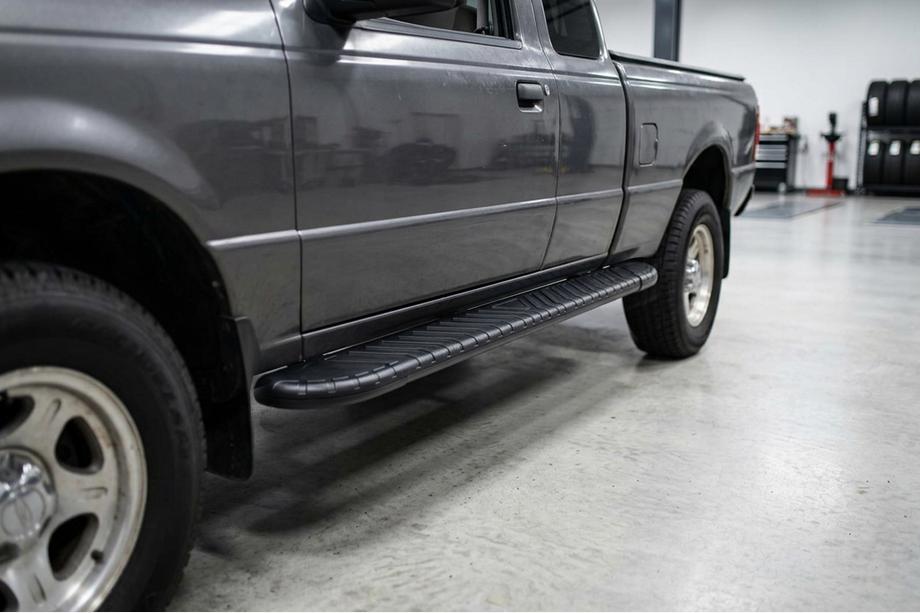Mazda BT-50 2007-2012 Estribos Laterales Bosphorus Black (2 uds., Aluminio) Image