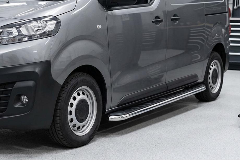 Fiat Scudo 2022- Estribos Laterales Maydos V1 (2 uds., Aluminio y Acero Inoxidable) Foto 1