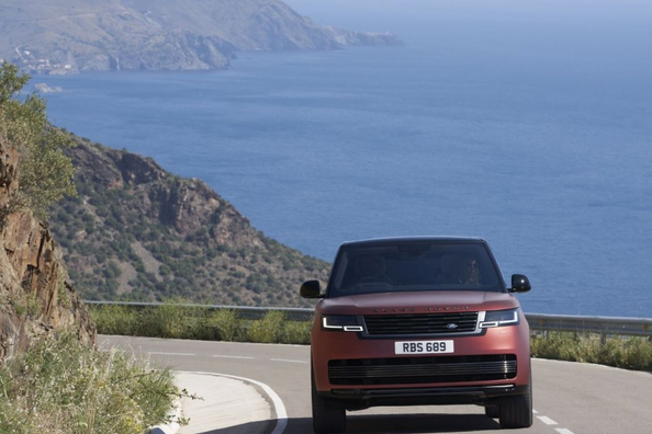 Range Rover SV P530 Review: El maximo lujo y rendimiento Foto 3