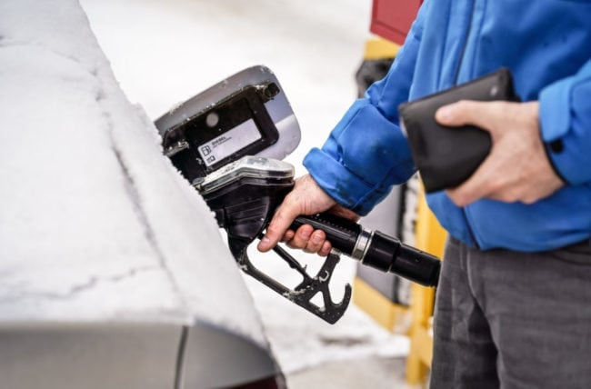 Cómo ahorrar combustible en invierno: métodos probados para reducir gastos