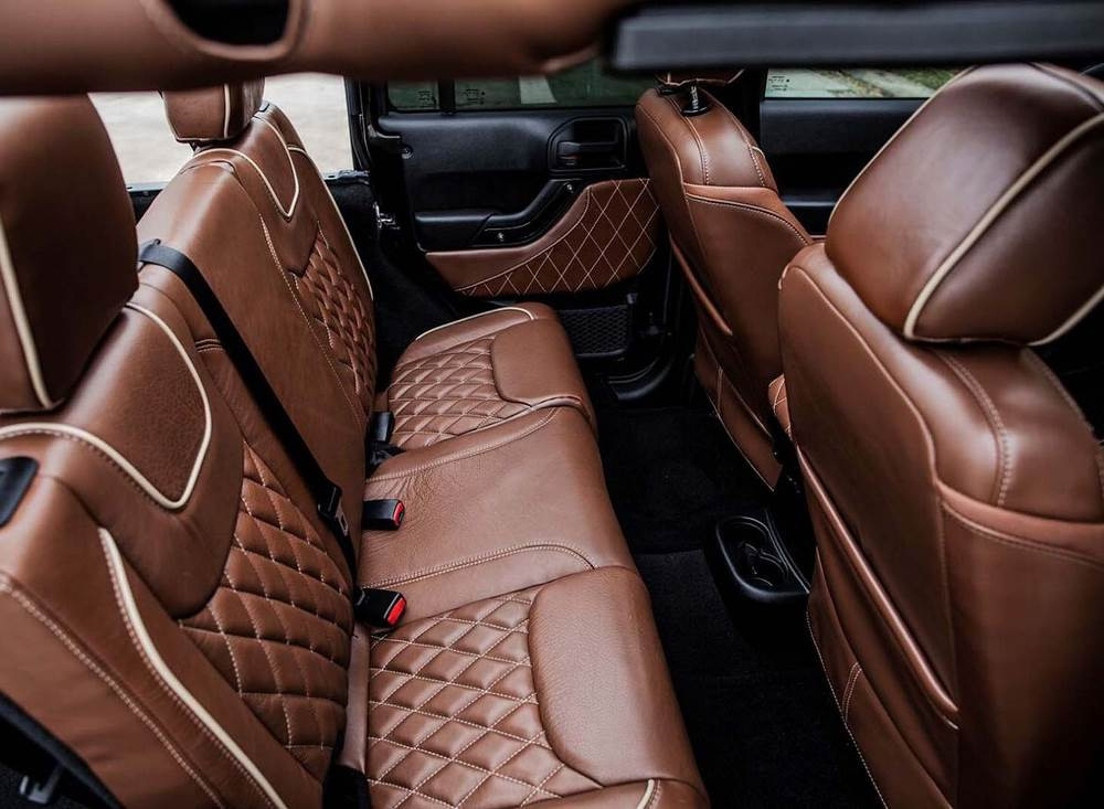 Cómo prolongar la vida del interior de cuero de tu coche