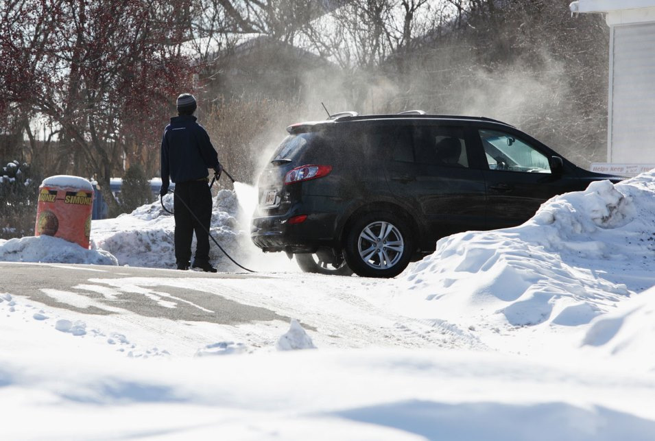 Los 5 principales errores al lavar el coche en invierno
