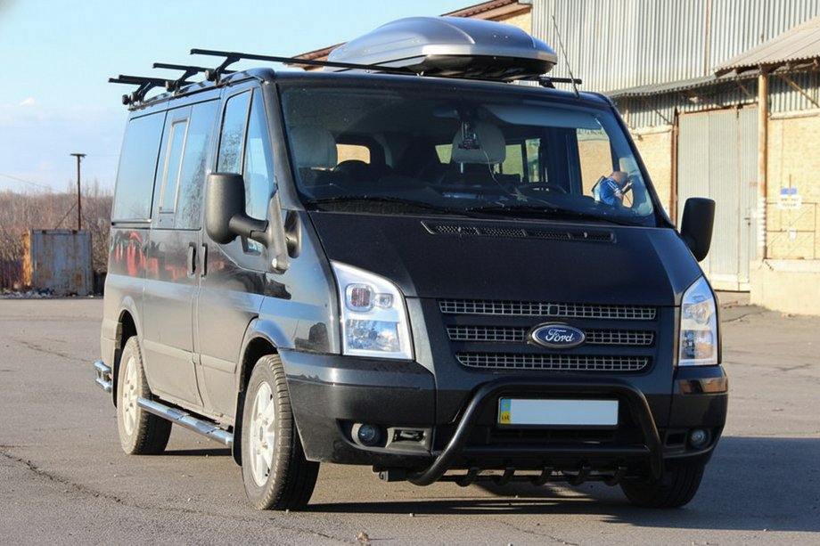 Ford Transit 2000–2014 Defensa Delantera WT003 Negra (2006-2014, Acero Inoxidable) Image