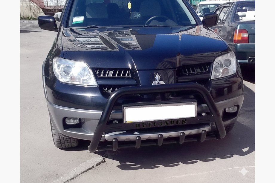 Mitsubishi Outlander 2001-2006 Defensa Delantera WT004 Negra (Acero Inoxidable) Image