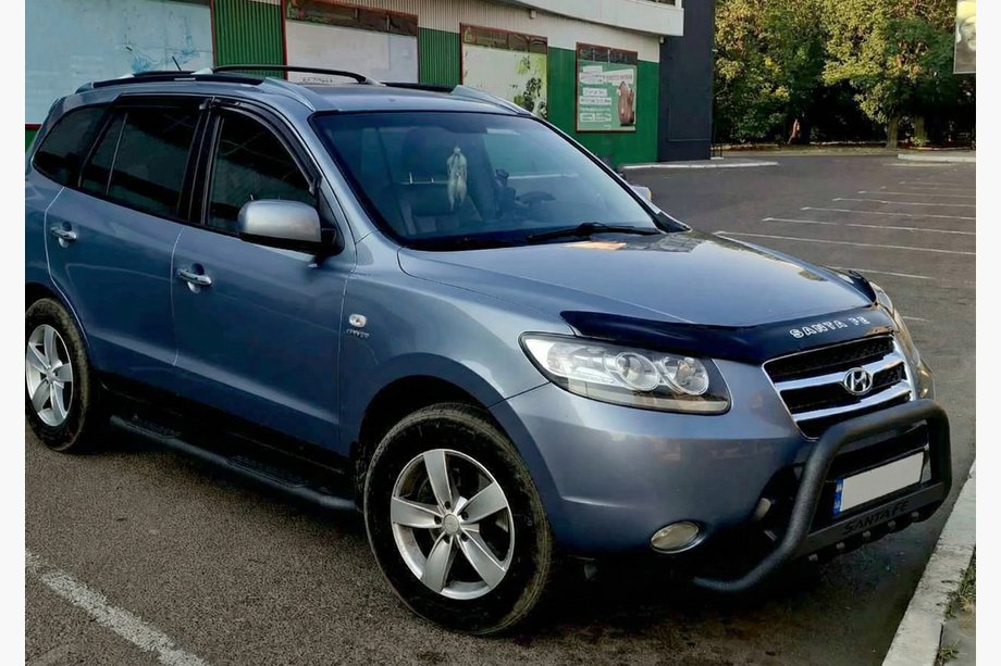 Hyundai Santa Fe 2 2006-2012 Defensa Delantera WT004 Negra (Acero Inoxidable) Image