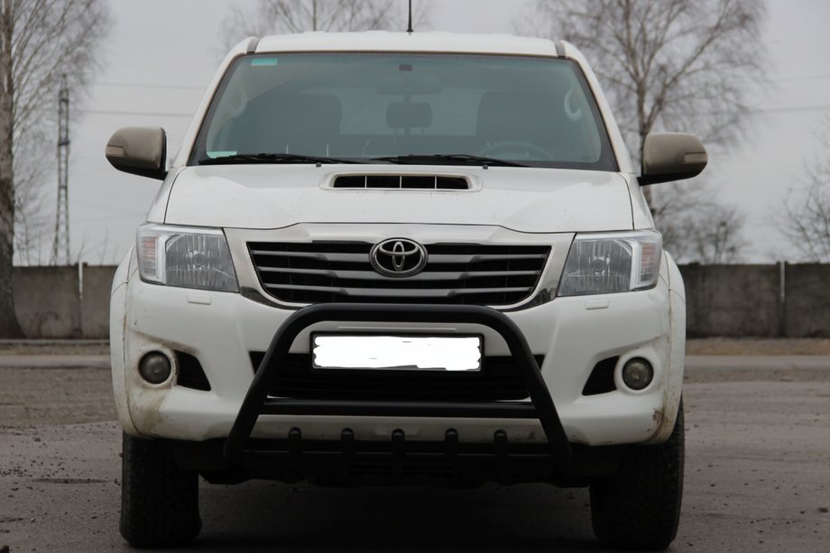 Toyota Hilux 2006-2015 Defensa Delantera WT003 Negra Acero Inoxidable Image