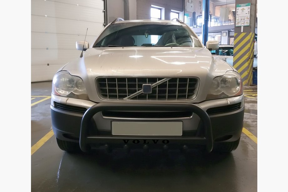 Volvo XC90 2002-2014 Defensa Delantera WT004 Negra (Acero Inoxidable) Foto 1