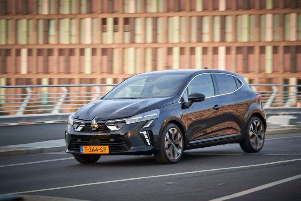 Mitsubishi Colt 2023–2025: revisión completa con fotos y especificaciones
