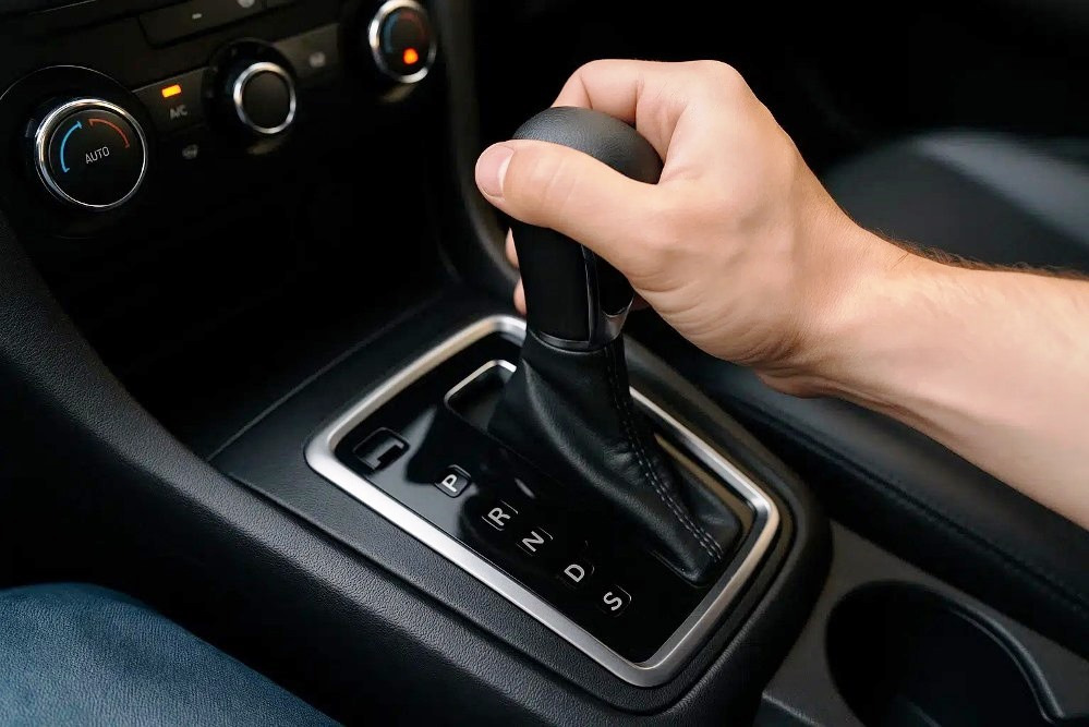 Qué significan las letras y números del selector automático: guía de todos los modos