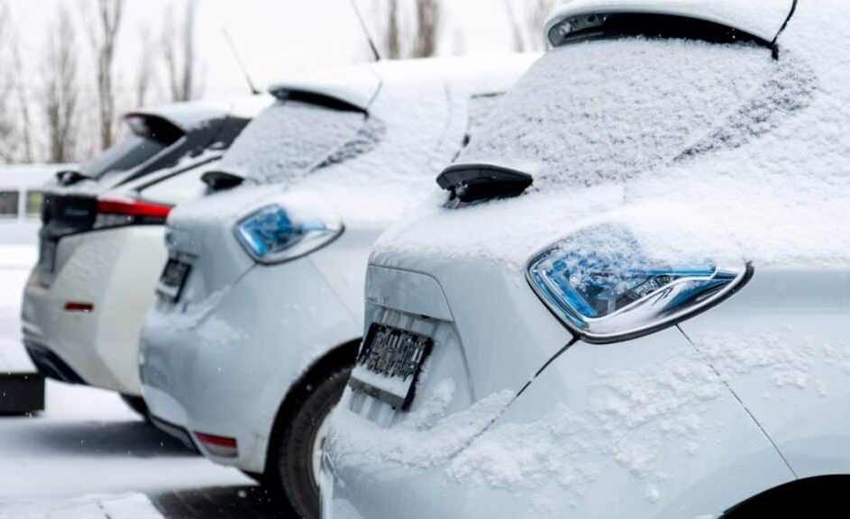 Por qué el invierno es un riesgo para los coches eléctricos: 6 problemas clave y cómo reducirlos