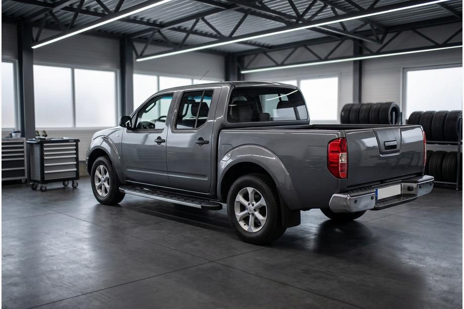 Nissan Navara 2006-2015 Estribos Laterales Duru (2 uds., Aluminio) Image
