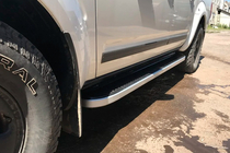 Nissan Navara 2006-2015 Estribos Laterales Tayga (2 uds., Aluminio) foto 4