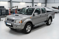 Nissan NP300 1999-2015 Estribos Laterales Rainbow (2 uds., Aluminio) foto 1