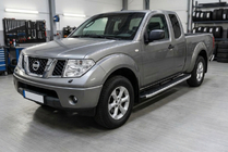 Nissan NP300 1999-2015 Estribos Laterales Fullmond (2 uds., Aluminio) foto 1