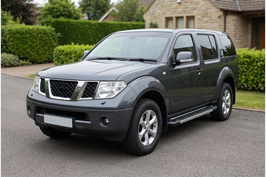 Nissan Pathfinder R51 2005-2014 Estribos Laterales RedLine V1 (2 uds., Aluminio) Image