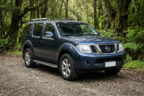 Nissan Pathfinder R51 2005-2014 Estribos Laterales Maydos V1 (2 uds., Aluminio y Acero Inoxidable) foto 1